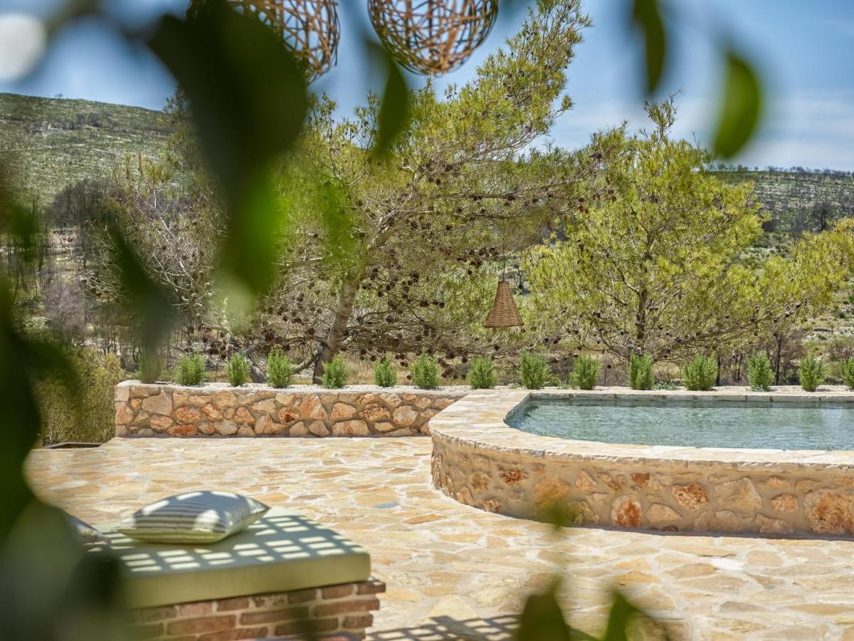 Villa Meralia Anafonitria Экстерьер фото